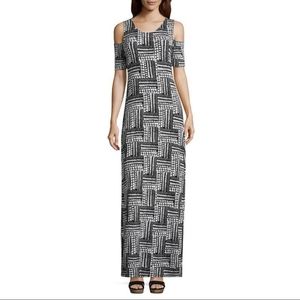 Design History Maxi Dress Missy Small Geometric Print Viscose Blend